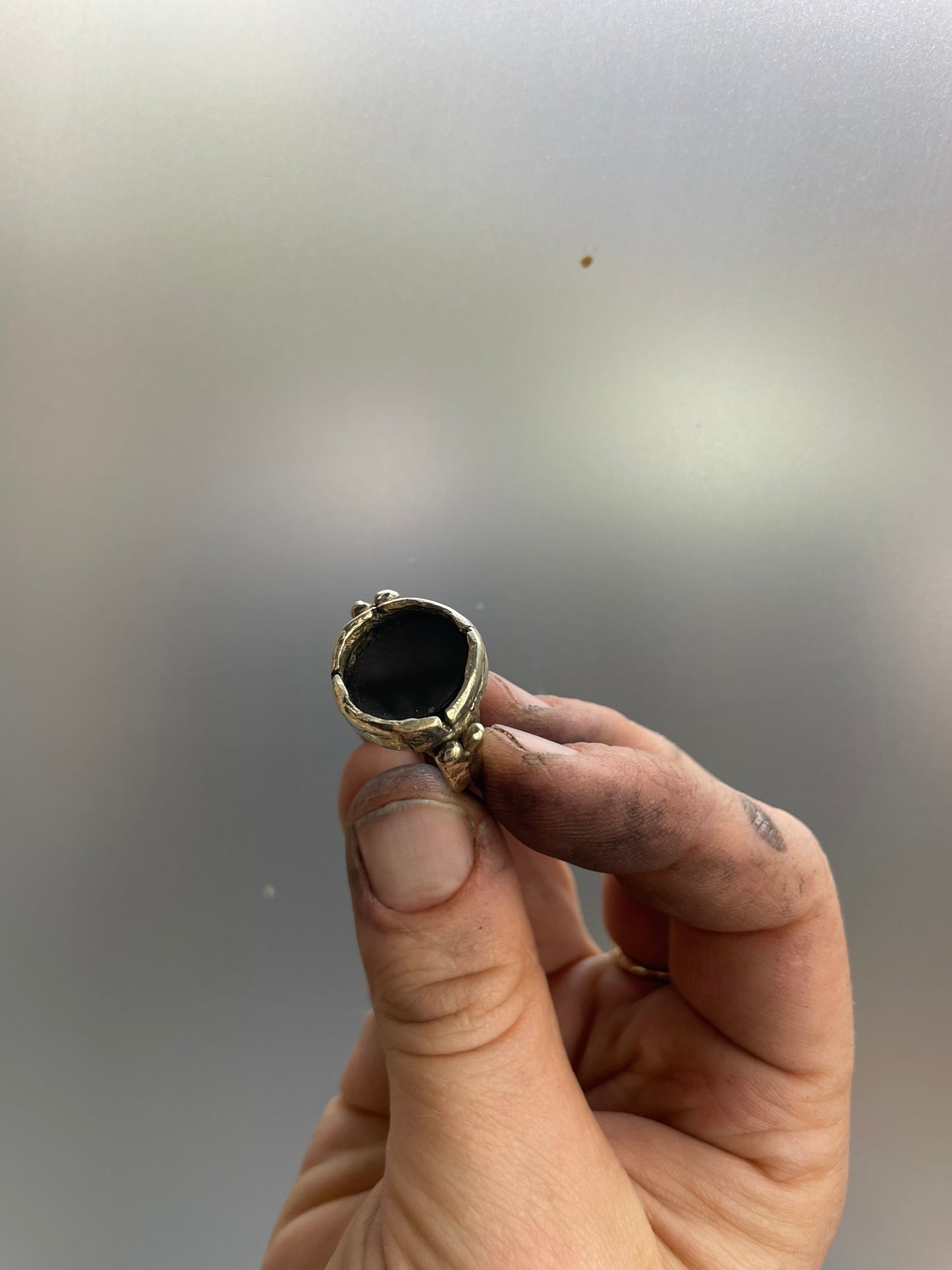 Bellona ring