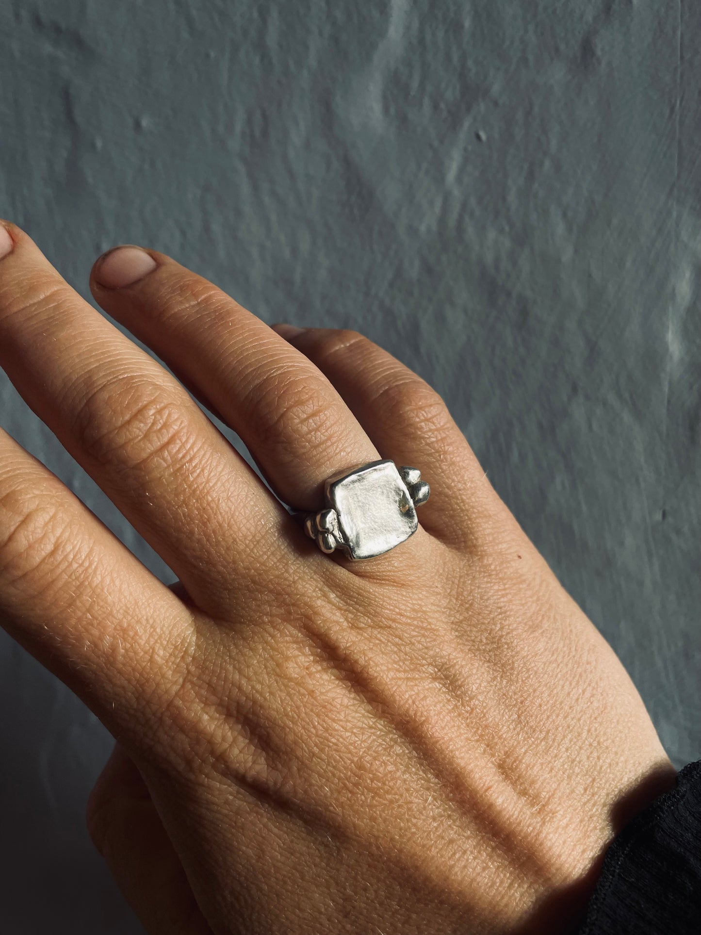 Selene Coin ring