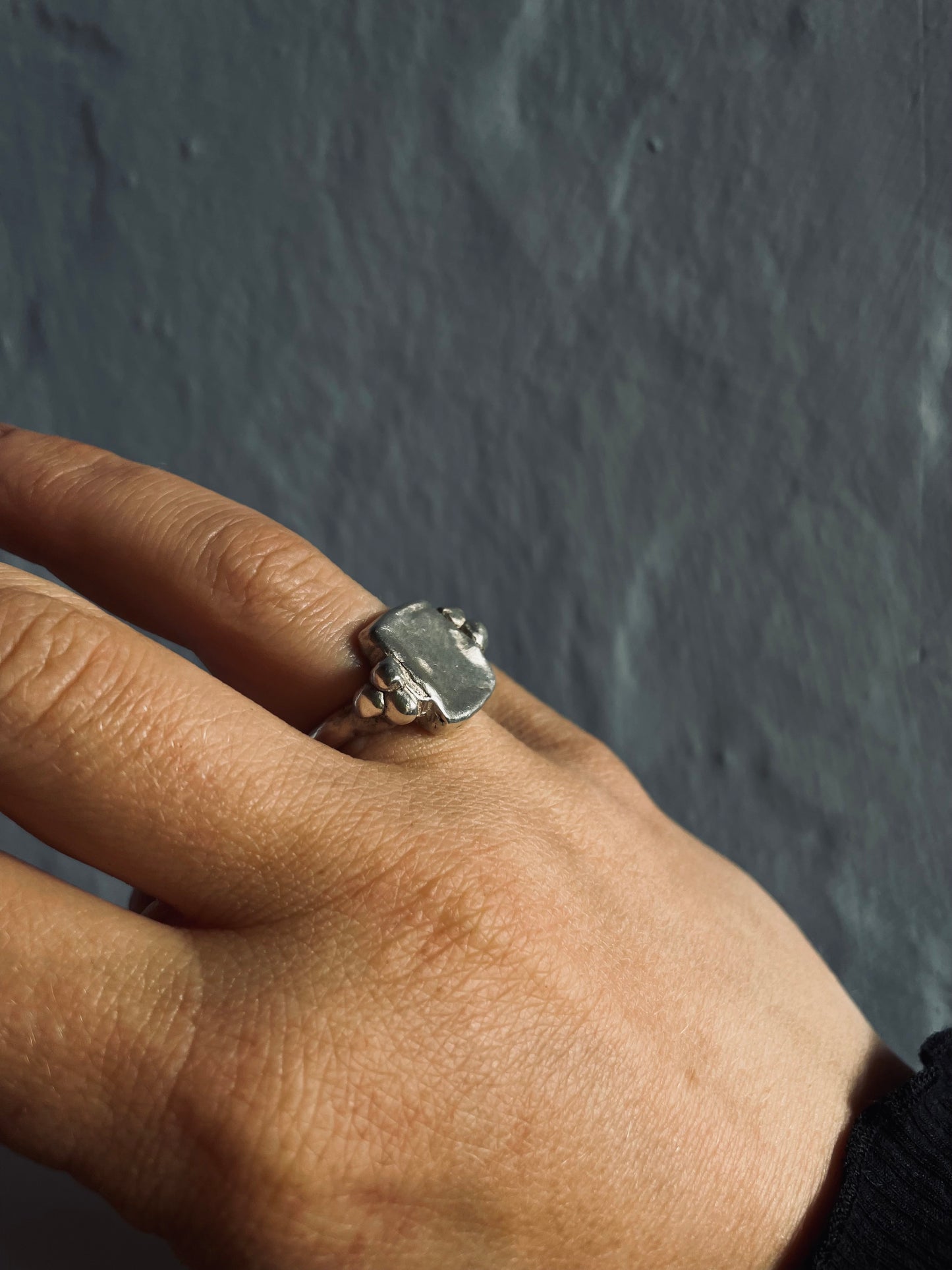 Selene Coin ring