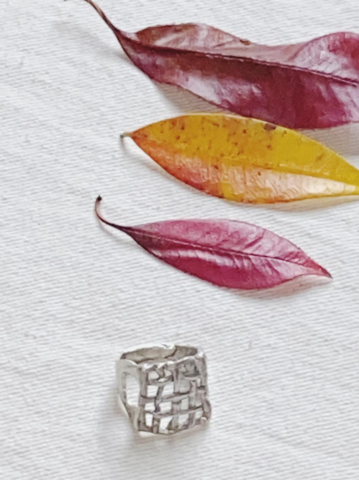 Woven Maes Ring