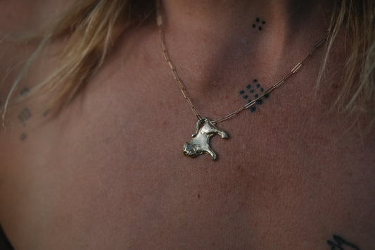Leonie Pendant